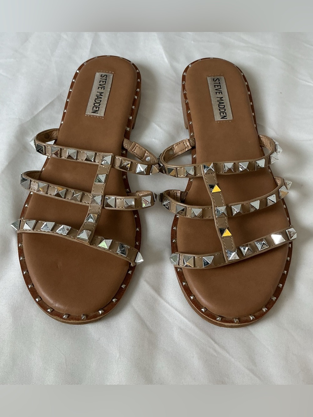 Steve Madden Tan Silver Studded Gladiator Flat Slide Sandals Size 7.5